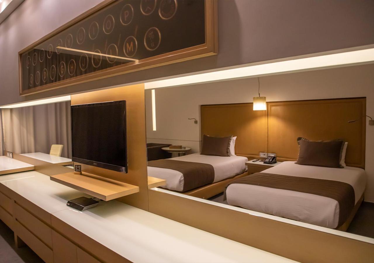 Saifi Suites Hotel Бейрут Экстерьер фото