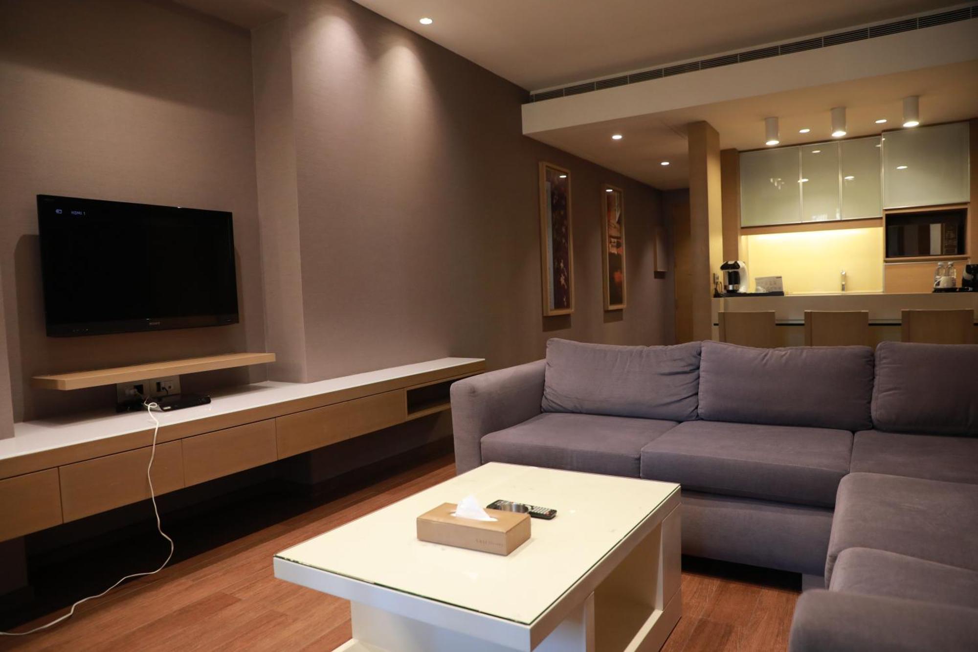 Saifi Suites Hotel Бейрут Экстерьер фото