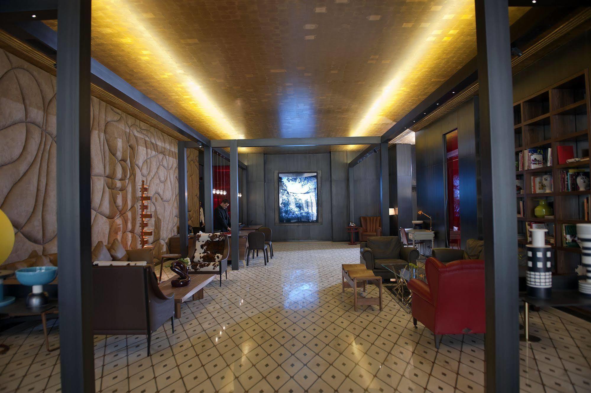Saifi Suites Hotel Бейрут Экстерьер фото