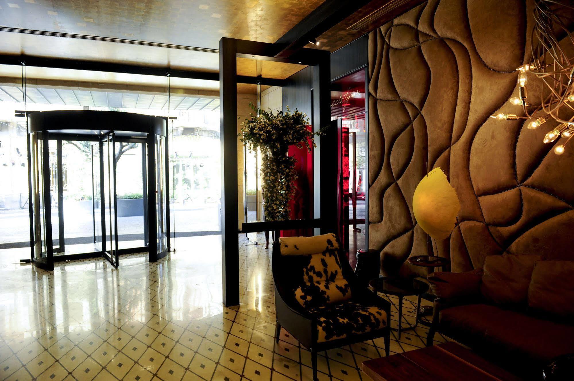 Saifi Suites Hotel Бейрут Экстерьер фото